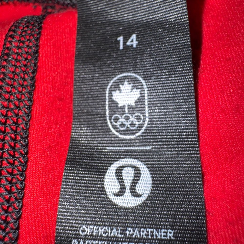 LULULEMON Team Canada “Align” high rise leggings, size 14.